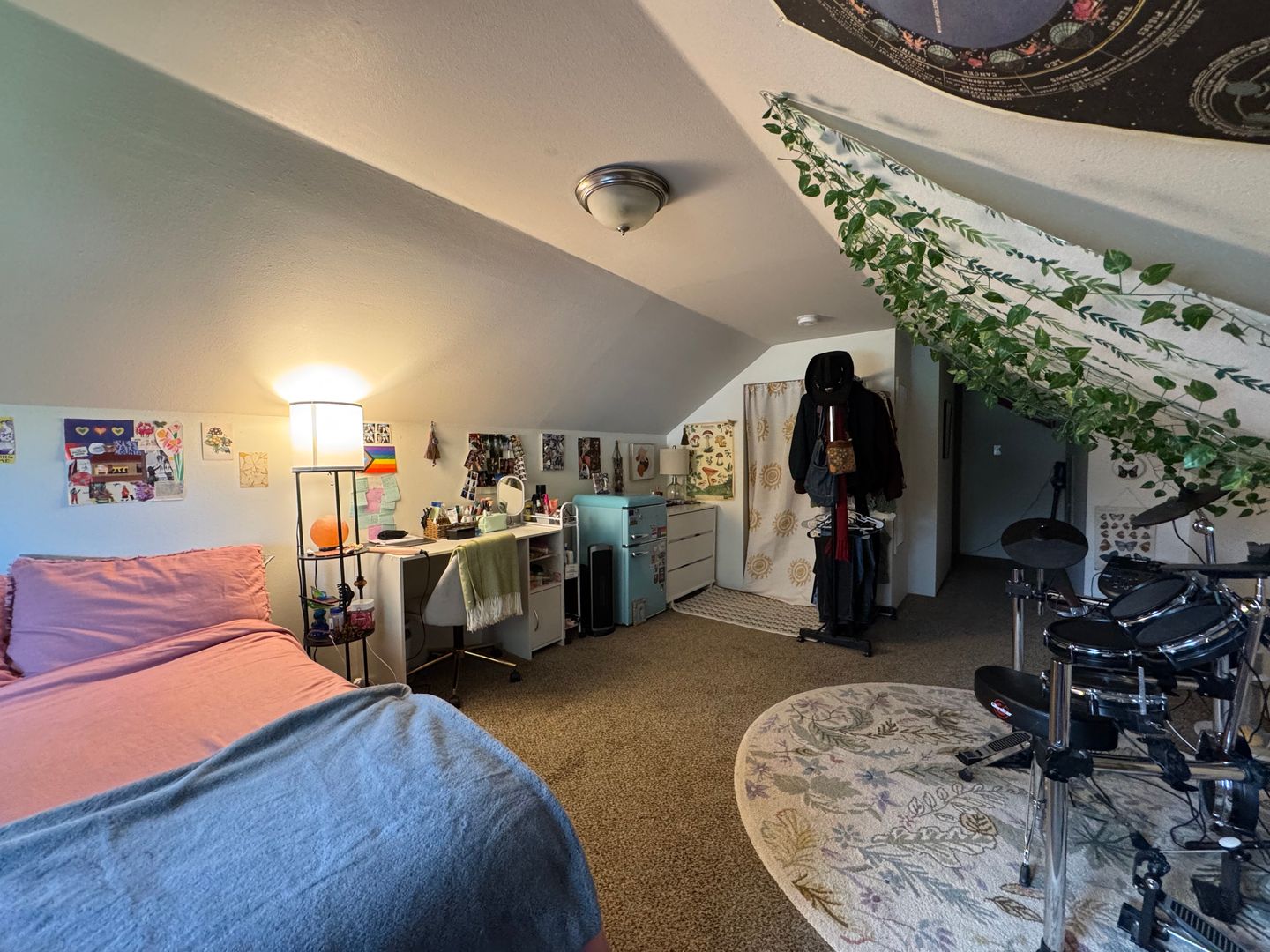 1120 23rd St. - Bellingham - Washington - 6 bed, 2.5 bath rental property