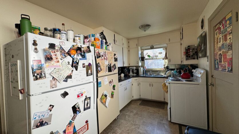 1120 23rd St. - Bellingham - Washington - 6 bed, 2.5 bath rental property