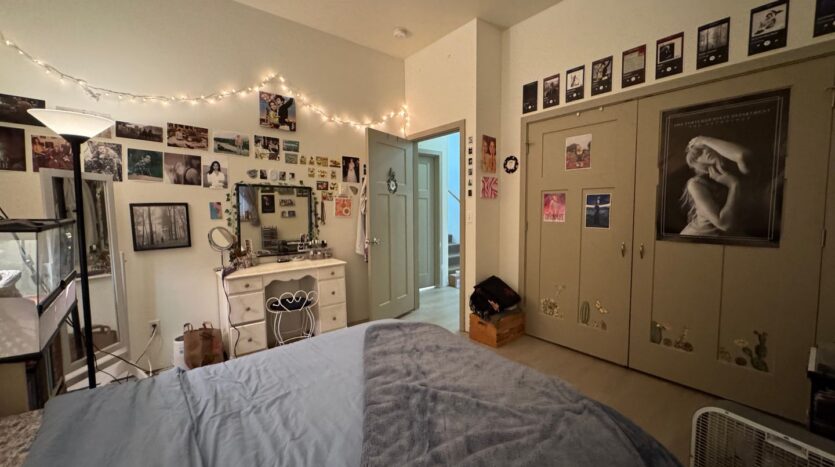 1120 23rd St. - Bellingham - Washington - 6 bed, 2.5 bath rental property