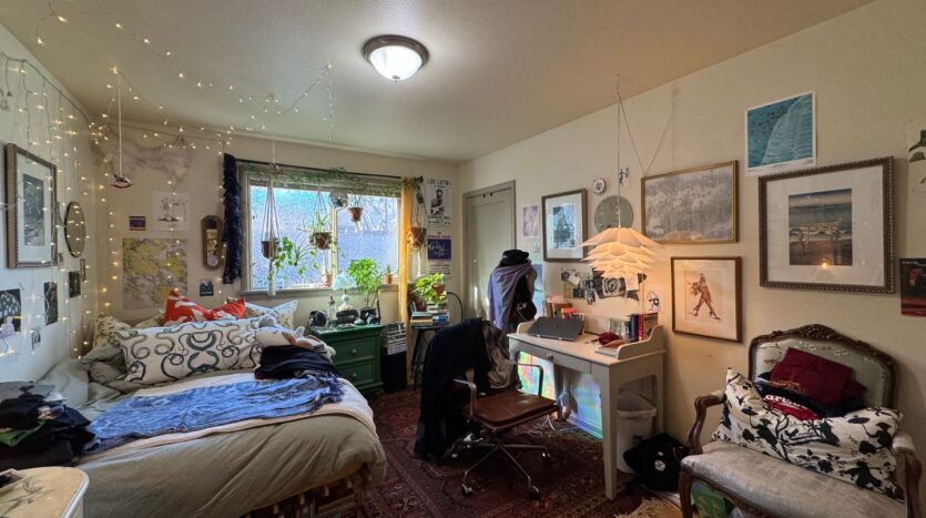 1120 23rd St. - Bellingham - Washington - 6 bed, 2.5 bath rental property