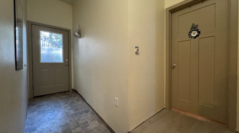 1120 23rd St. - Bellingham - Washington - 6 bed, 2.5 bath rental property