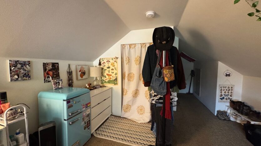 1120 23rd St. - Bellingham - Washington - 6 bed, 2.5 bath rental property