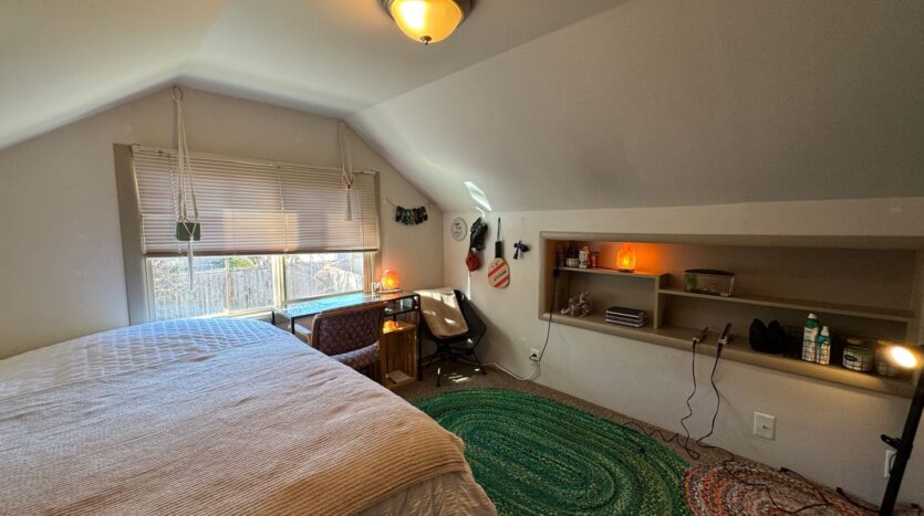 1120 23rd St. - Bellingham - Washington - 6 bed, 2.5 bath rental property