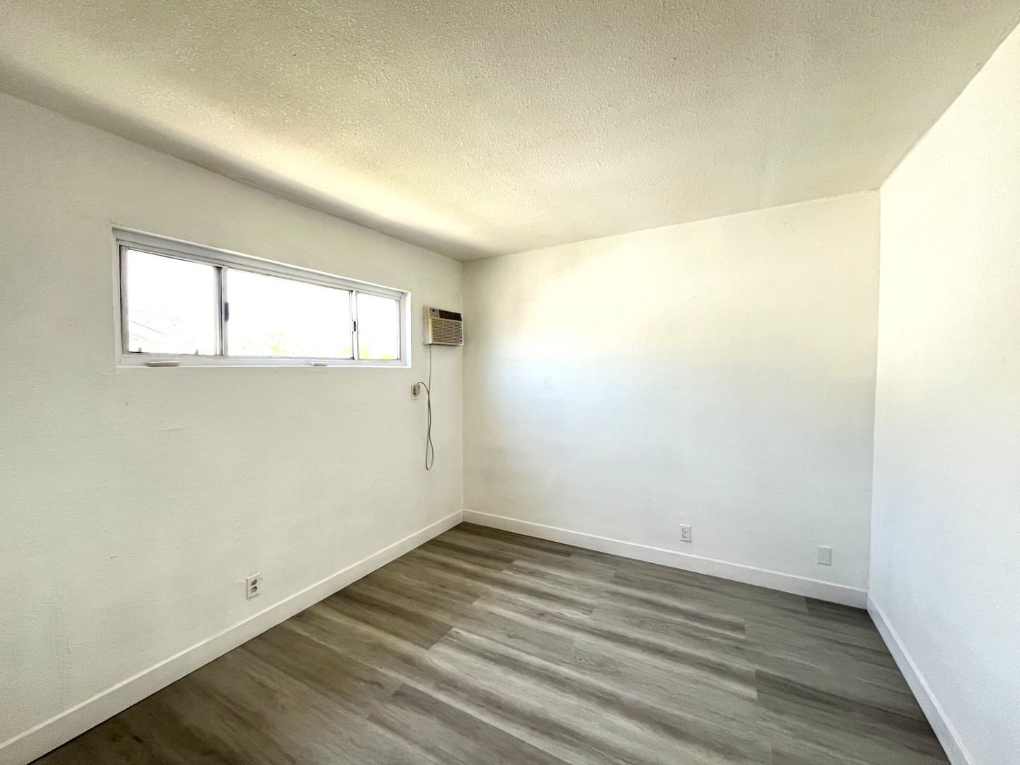 1129 E. La Deney  - Ontario - California - 2 bed, 1.5 bath rental property