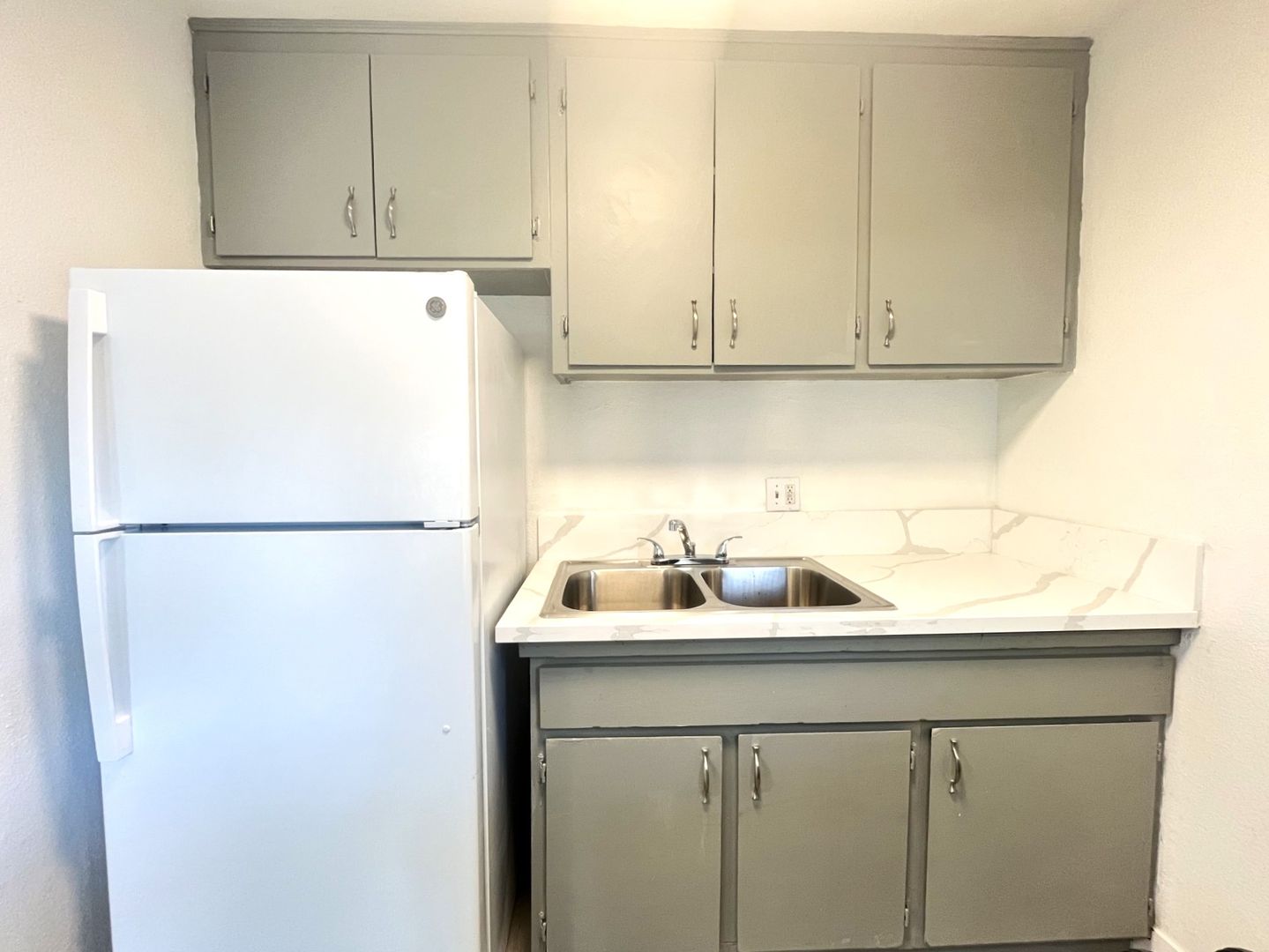 1129 E. La Deney  - Ontario - California - 2 bed, 1.5 bath rental property