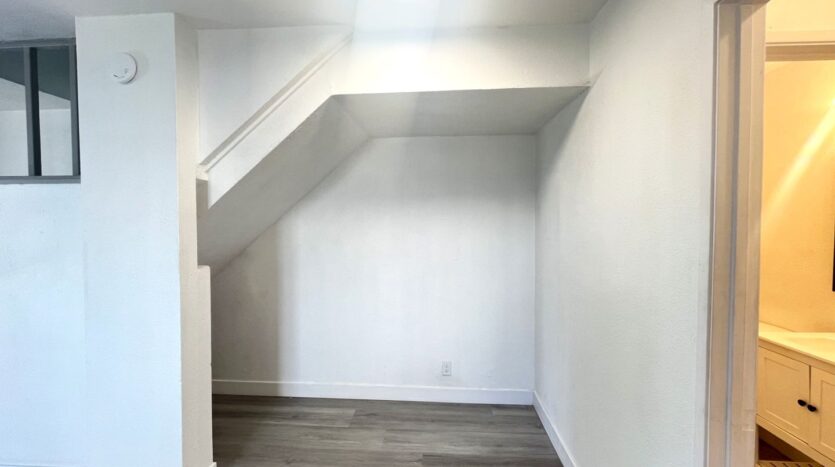 1129 E. La Deney  - Ontario - California - 2 bed, 1.5 bath rental property