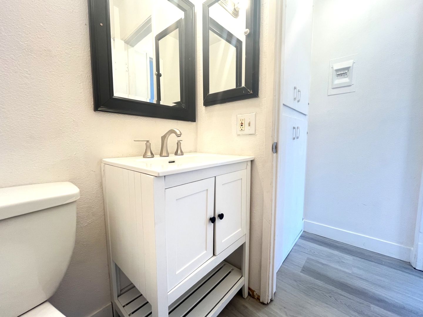 1129 E. La Deney  - Ontario - California - 2 bed, 1.5 bath rental property