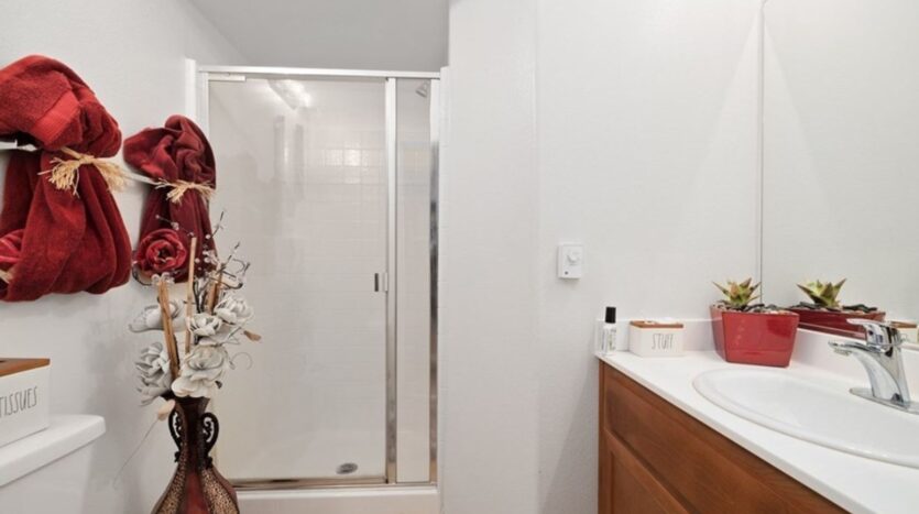 11919 Olive Glen  - Los Angeles - California - 4 bed, 4 bath rental property