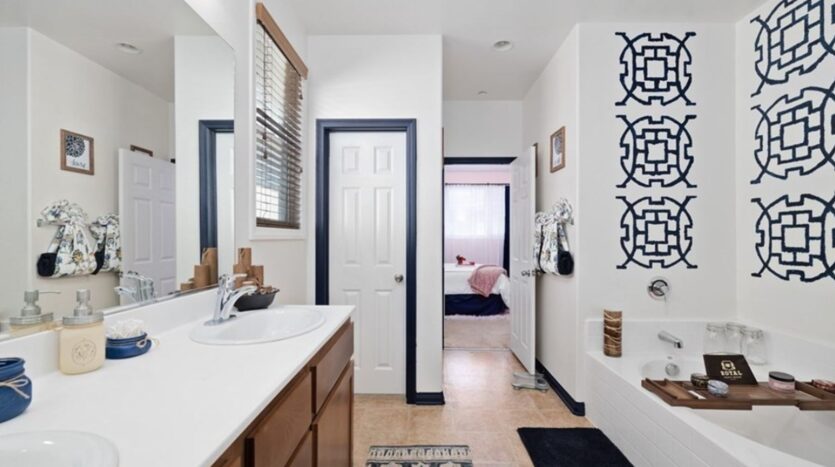 11919 Olive Glen  - Los Angeles - California - 4 bed, 4 bath rental property