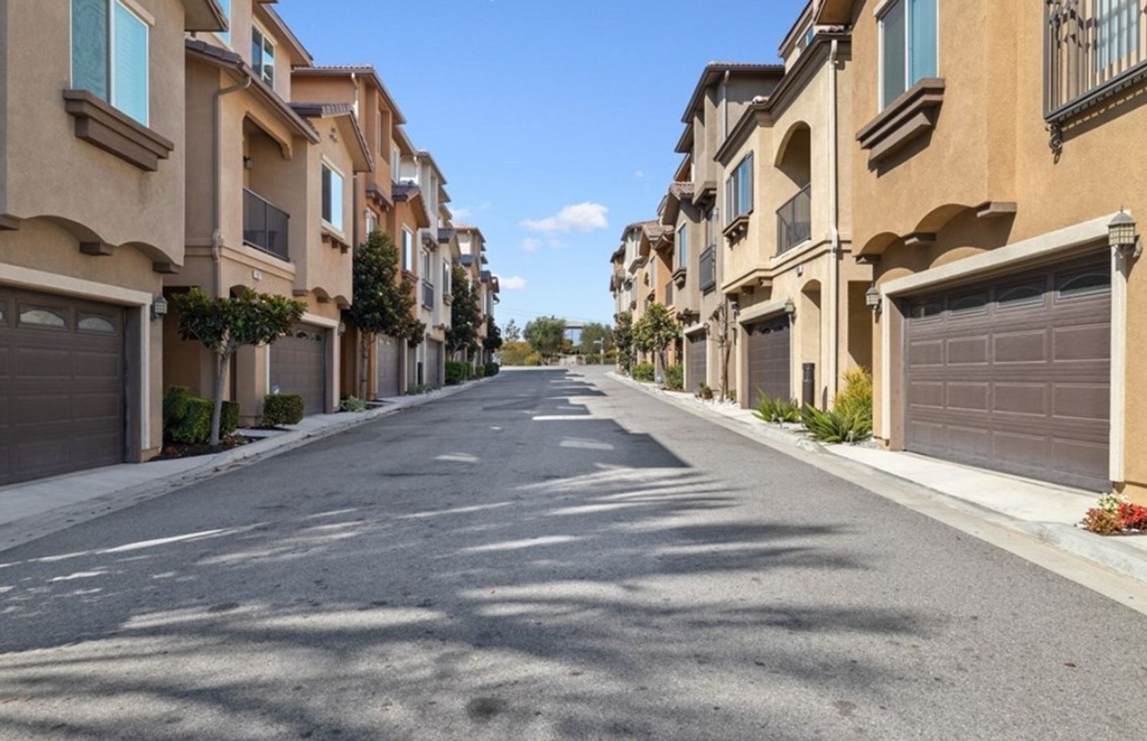 11919 Olive Glen  - Los Angeles - California - 4 bed, 4 bath rental property