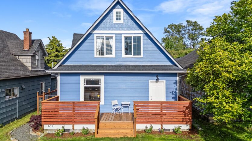 1230 Ellis St - Bellingham - Washington - 5 bed, 3 bath rental property