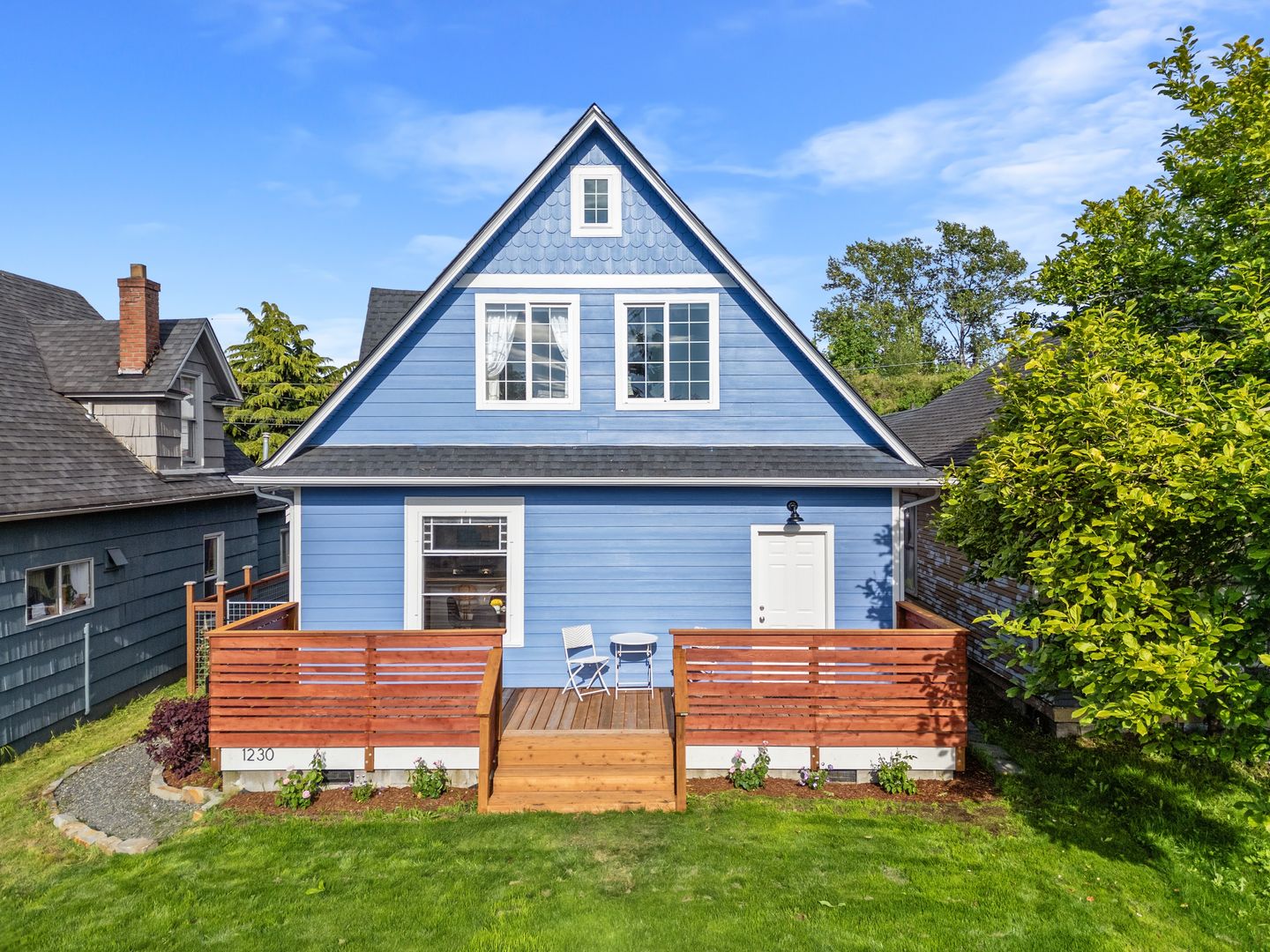 1230 Ellis St - Bellingham - Washington - 5 bed, 3 bath rental property