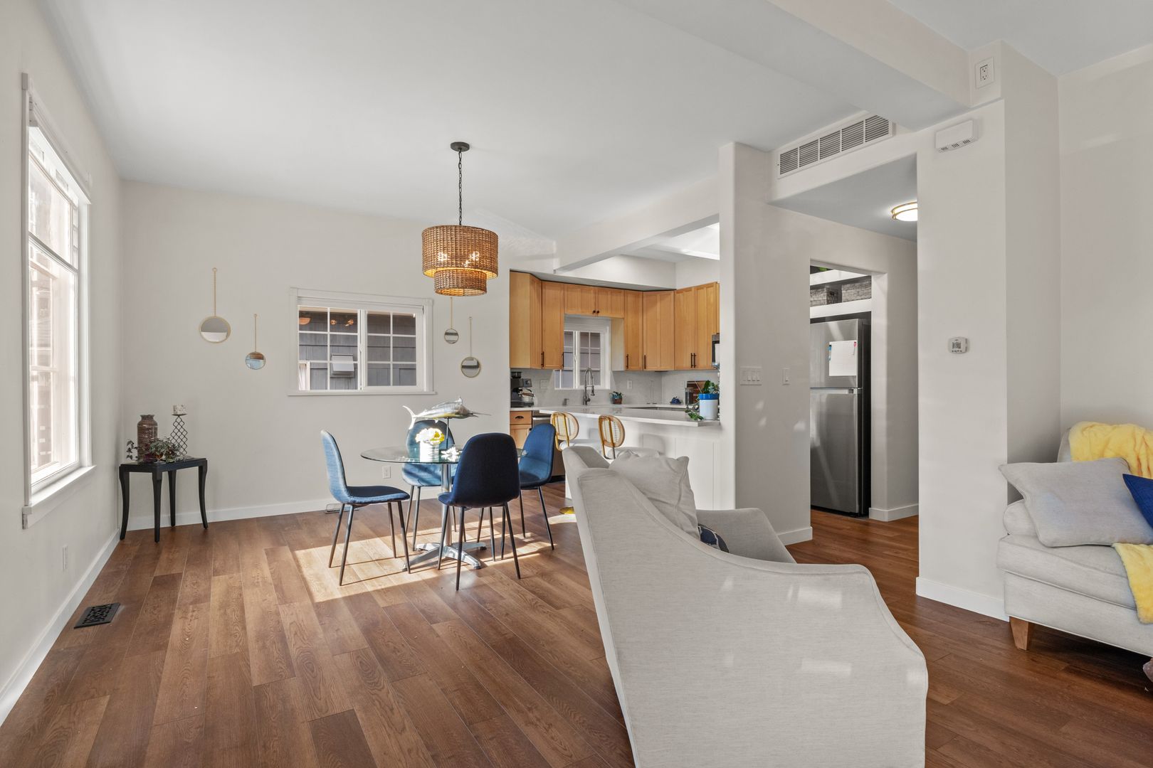 1230 Ellis St - Bellingham - Washington - 5 bed, 3 bath rental property