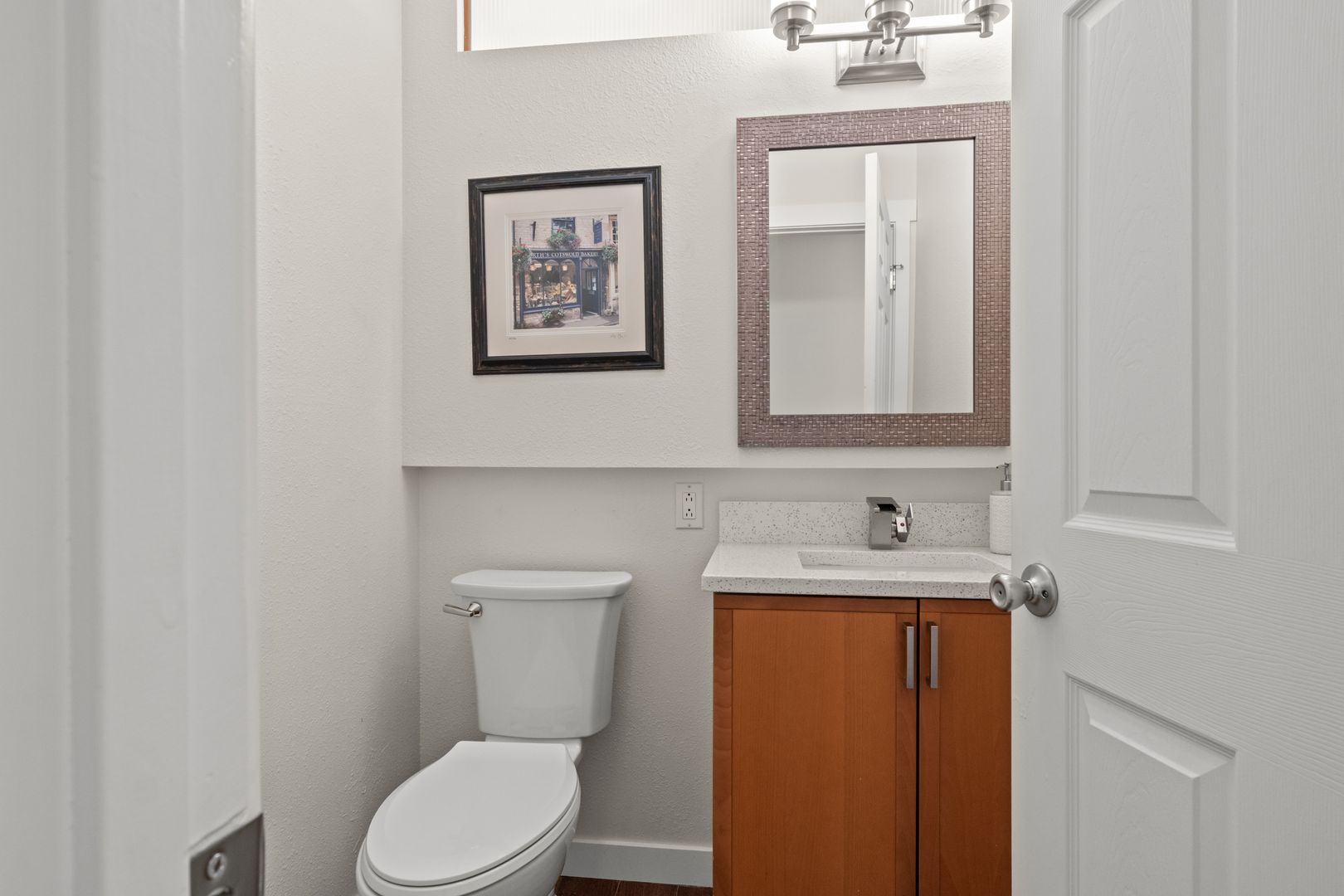 1230 Ellis St - Bellingham - Washington - 5 bed, 3 bath rental property