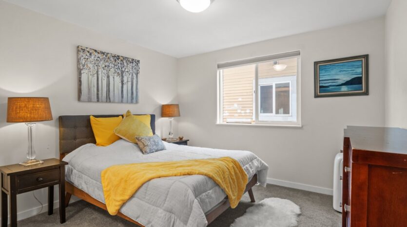 1230 Ellis St - Bellingham - Washington - 5 bed, 3 bath rental property