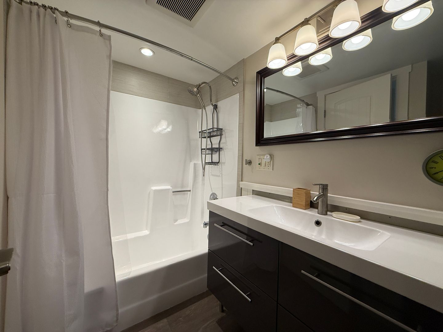 1270 Cleveland Ave #229 - San Diego - California - 2 bed, 2 bath rental property