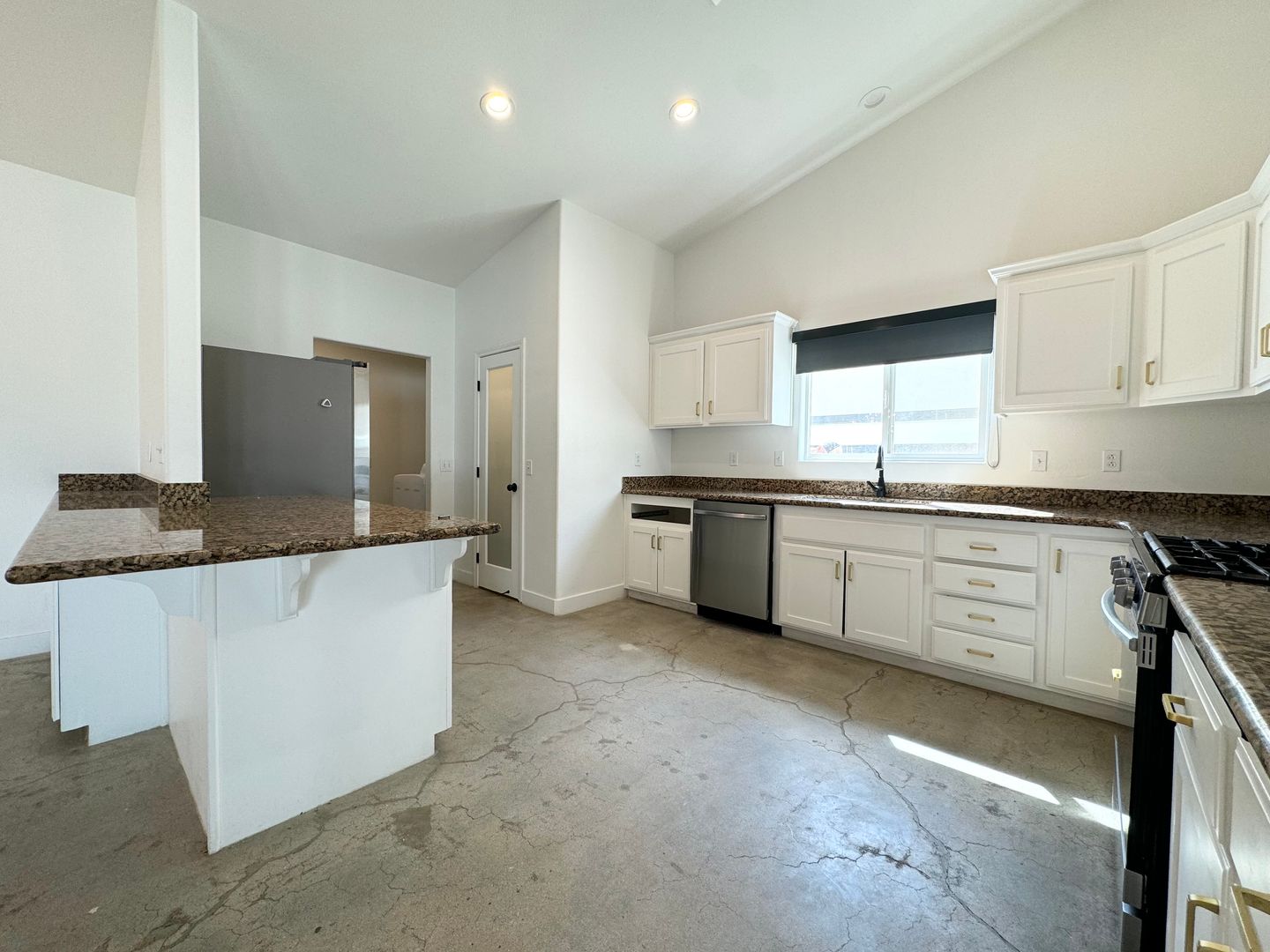 12775 Mountain View Rd - Desert Hot Springs - California - 4 bed, 2 bath rental property