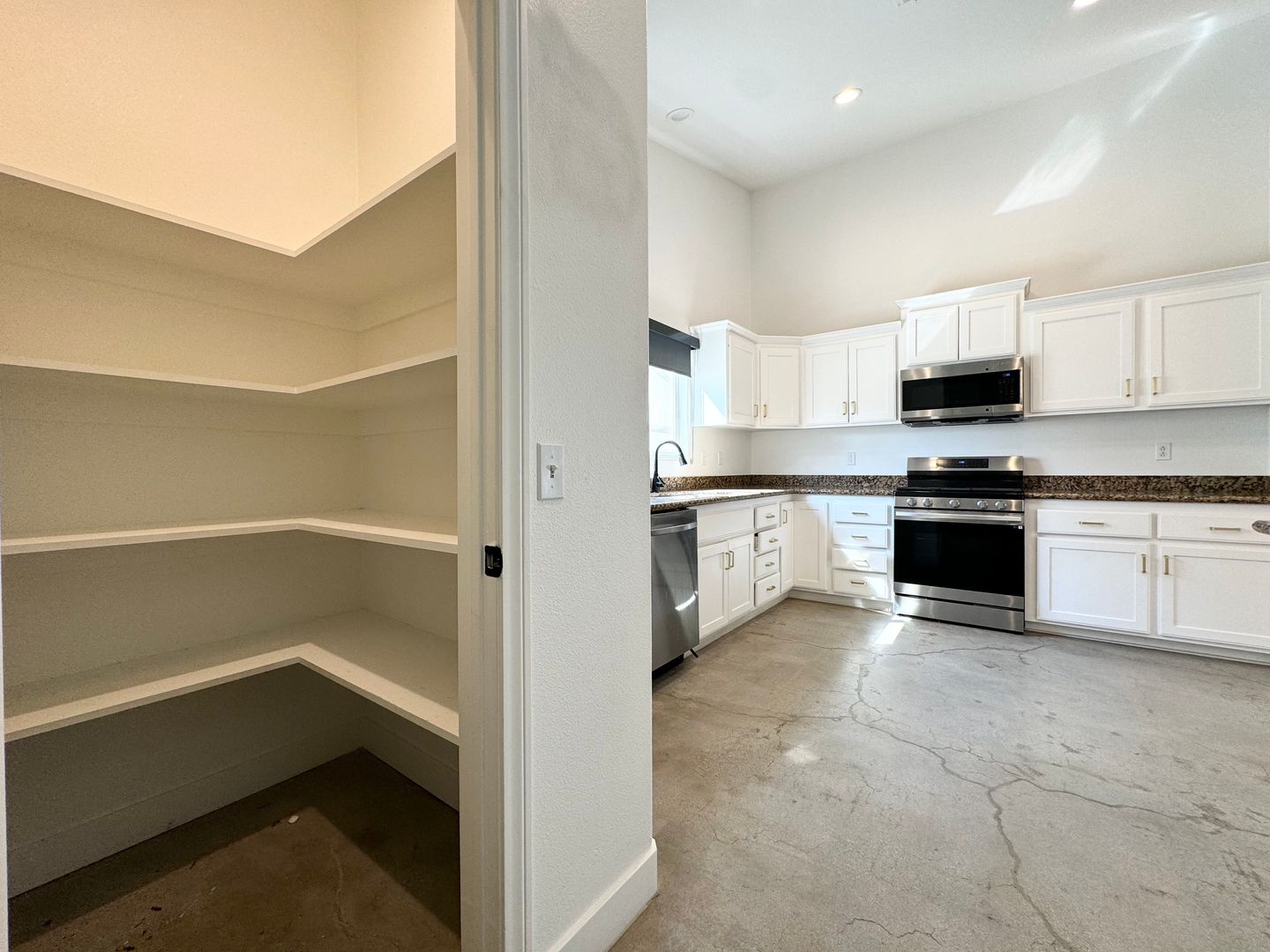 12775 Mountain View Rd - Desert Hot Springs - California - 4 bed, 2 bath rental property