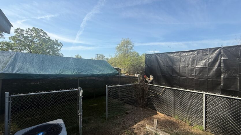 12795 Avenue 320 - Visalia - California - 3 bed, 2 bath rental property