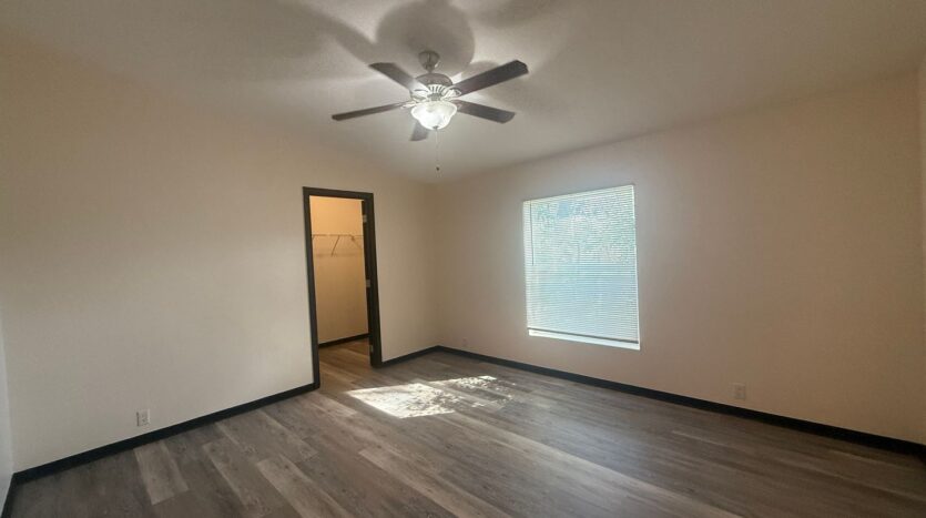 12795 Avenue 320 - Visalia - California - 3 bed, 2 bath rental property