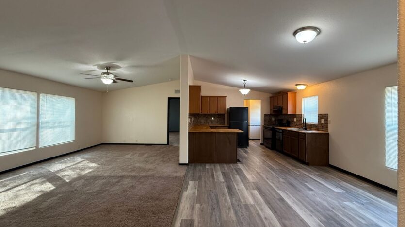 12795 Avenue 320 - Visalia - California - 3 bed, 2 bath rental property