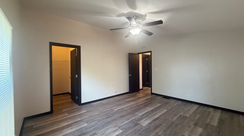 12795 Avenue 320 - Visalia - California - 3 bed, 2 bath rental property