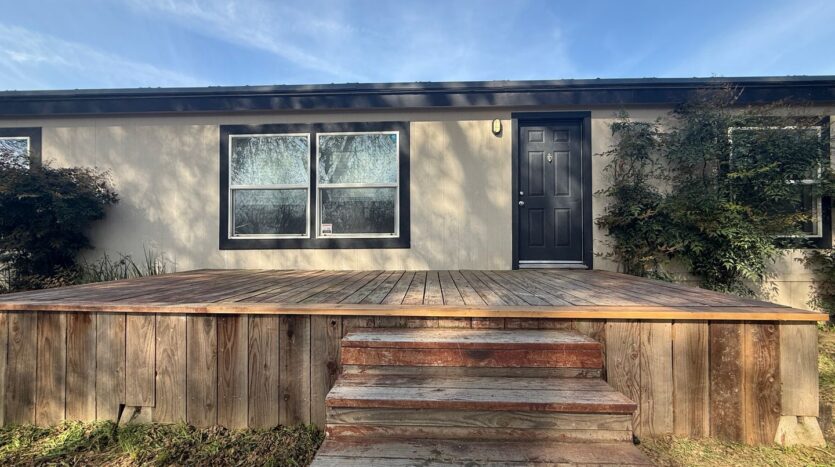 12795 Avenue 320 - Visalia - California - 3 bed, 2 bath rental property