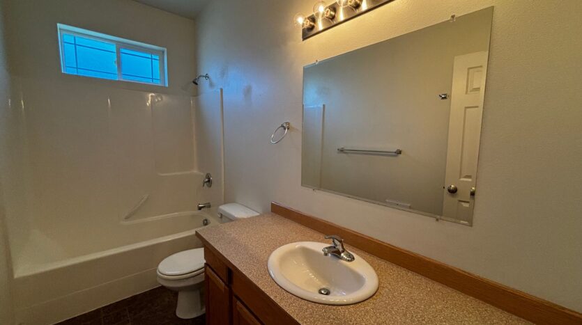 1287 SPRUCE CIRCLE - A - Lynden - Washington - 3 bed, 2.5 bath rental property