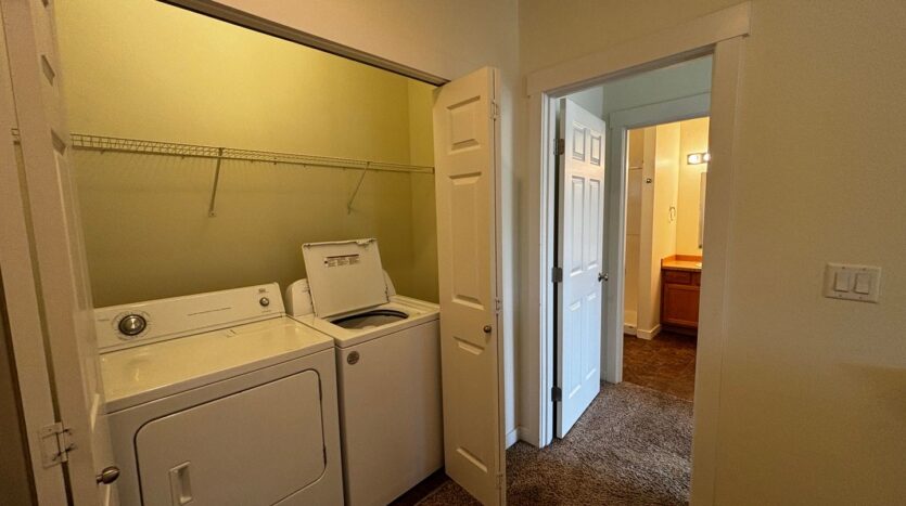 1287 SPRUCE CIRCLE - A - Lynden - Washington - 3 bed, 2.5 bath rental property