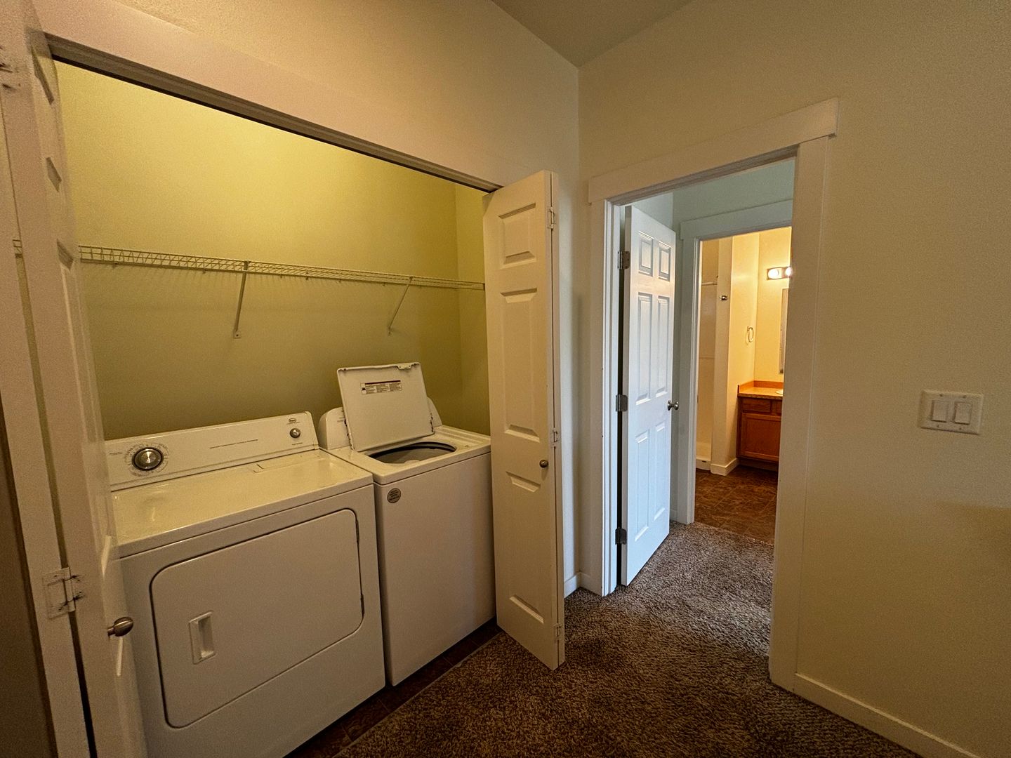 1287 SPRUCE CIRCLE - A - Lynden - Washington - 3 bed, 2.5 bath rental property