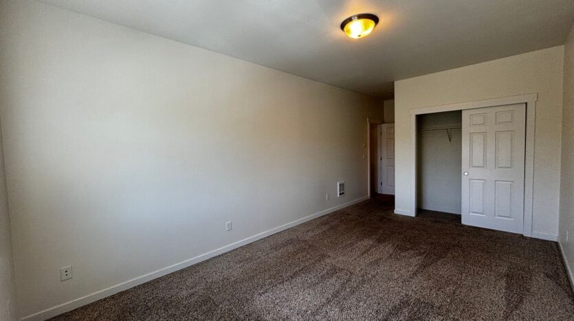 1287 SPRUCE CIRCLE - A - Lynden - Washington - 3 bed, 2.5 bath rental property