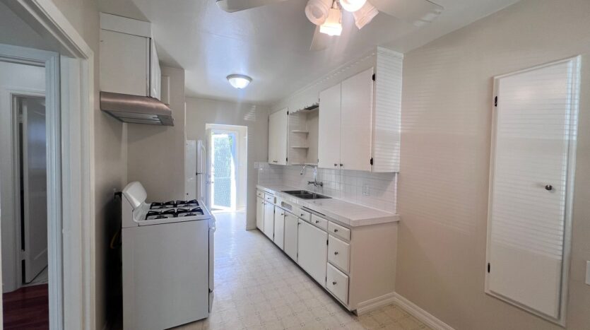 1321 Terrace Ave. - Hayward - California - 1 bed, 1 bath rental property