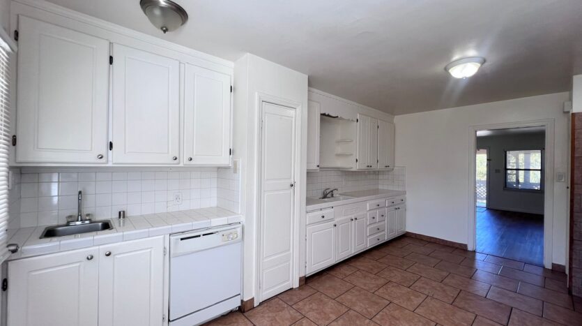 1329 Terrace Ave. - Hayward - California - 2 bed, 1 bath rental property