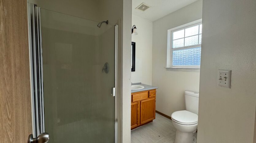 1331 -1335 Varsity Pl - Bellingham - Washington - 4 bed, 3 bath rental property