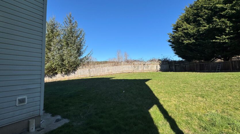 1331 -1335 Varsity Pl - Bellingham - Washington - 4 bed, 3 bath rental property