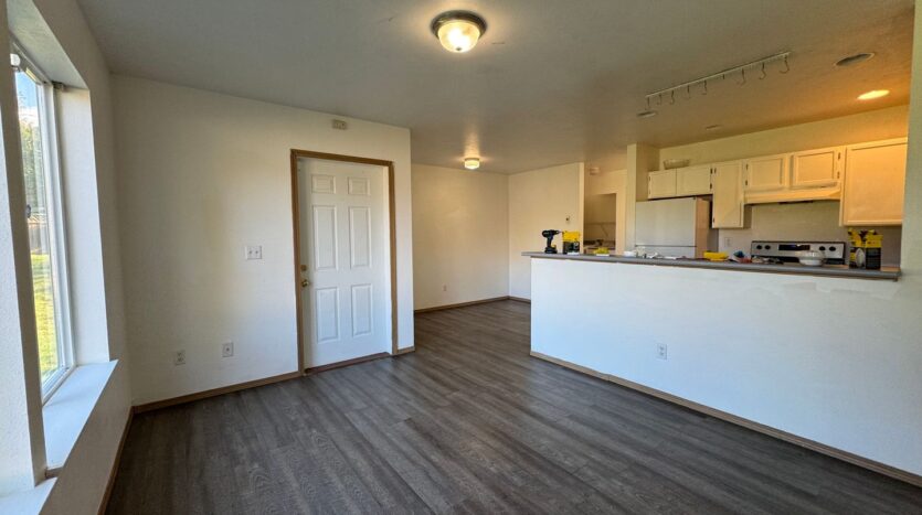 1331 -1335 Varsity Pl - Bellingham - Washington - 4 bed, 3 bath rental property