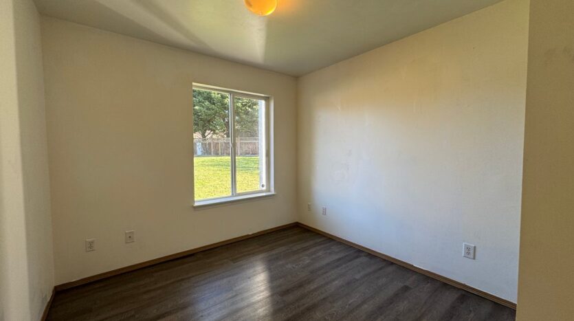 1331 -1335 Varsity Pl - Bellingham - Washington - 4 bed, 3 bath rental property