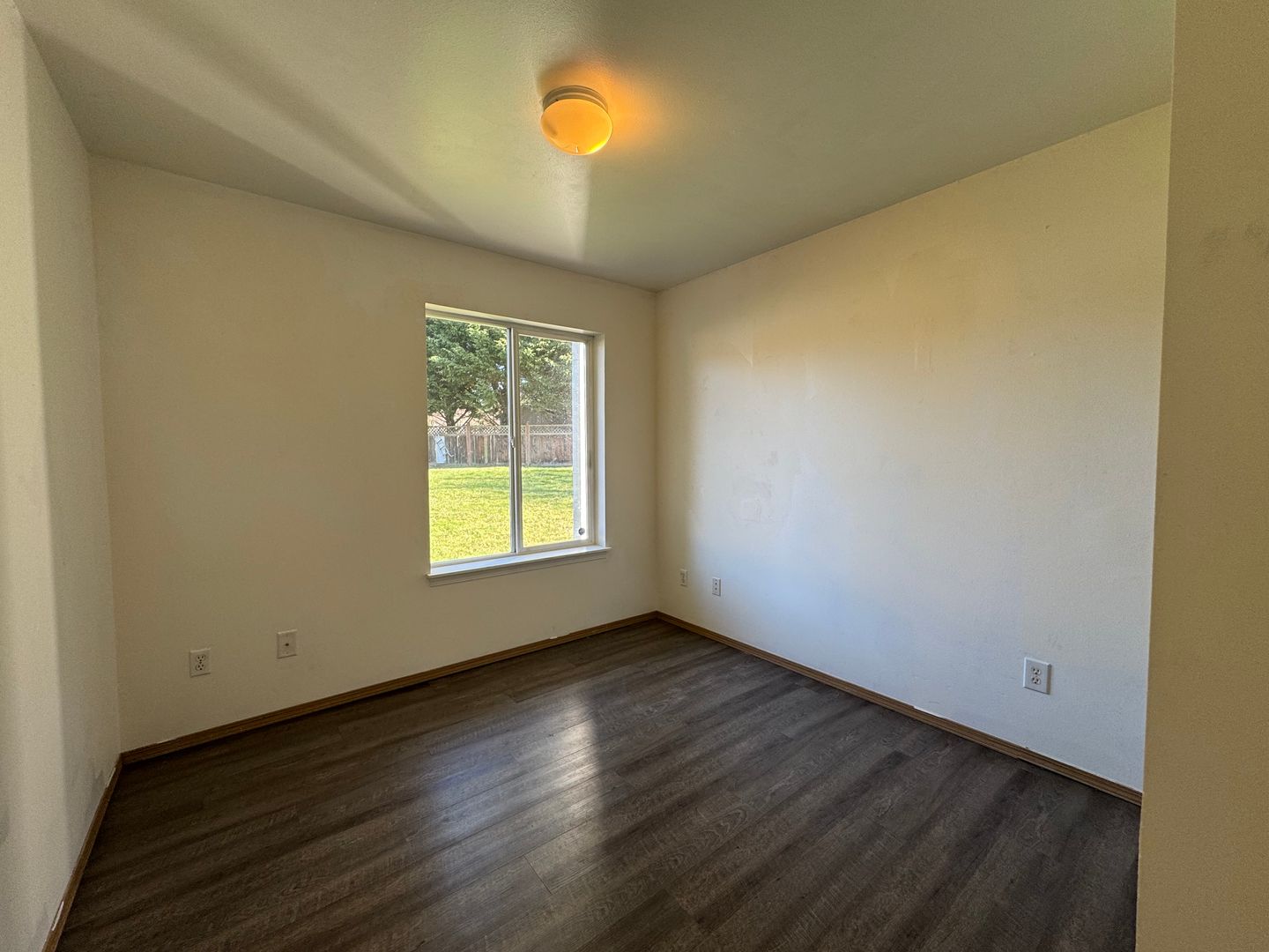 1331 -1335 Varsity Pl - Bellingham - Washington - 4 bed, 3 bath rental property