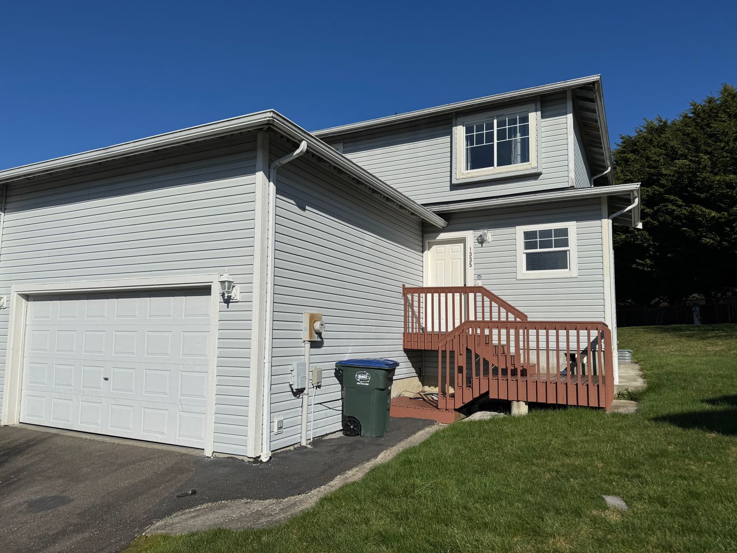 1331 -1335 Varsity Pl - Bellingham - Washington - 4 bed, 3 bath rental property