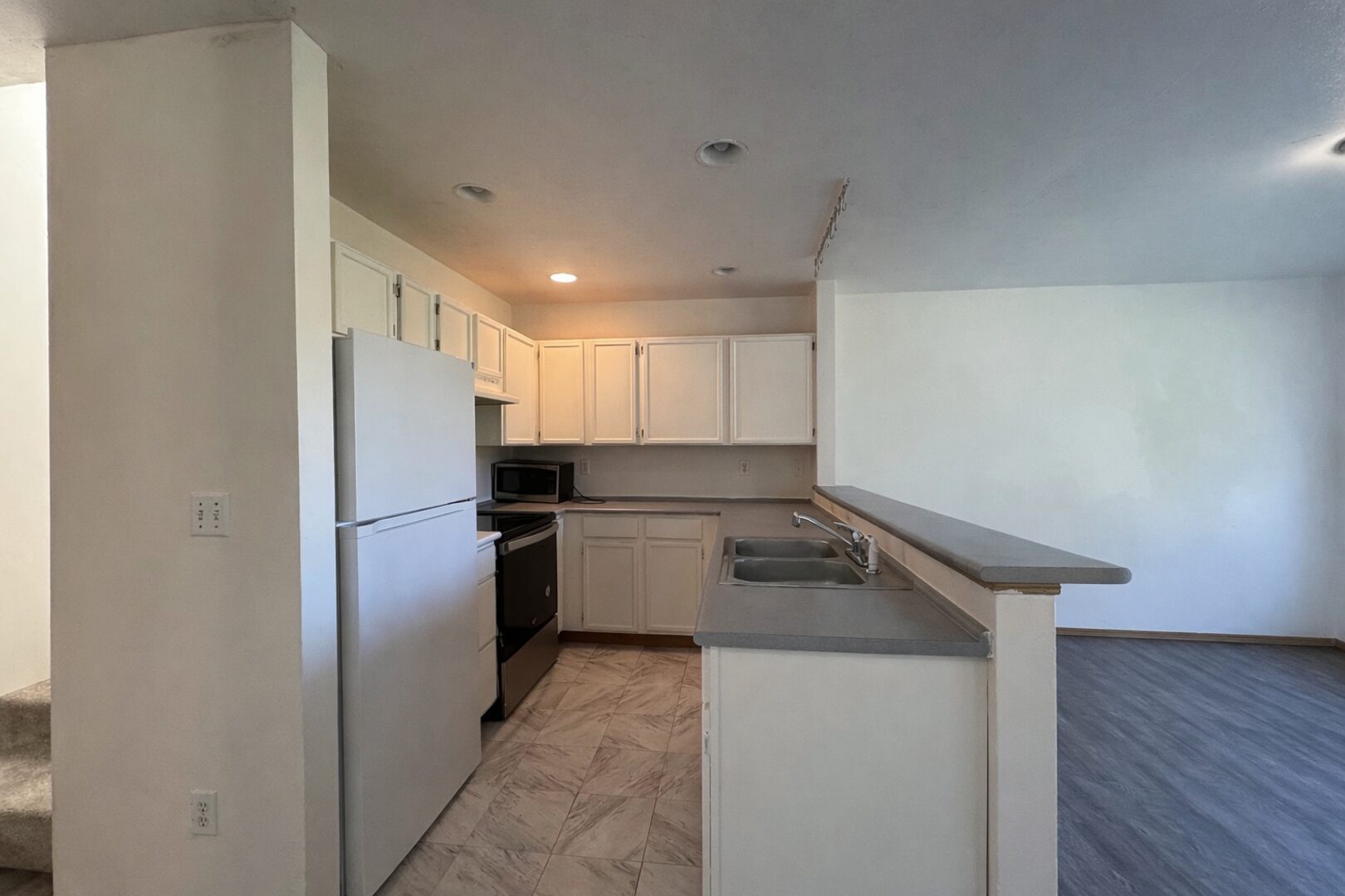 1331 -1335 Varsity Pl - Bellingham - Washington - 4 bed, 3 bath rental property