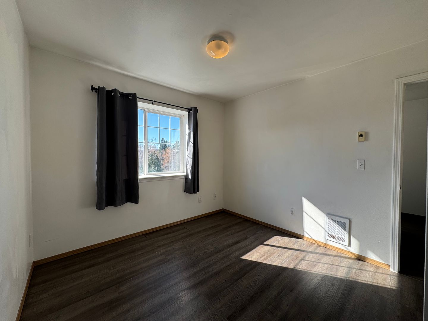 1331 -1335 Varsity Pl - Bellingham - Washington - 4 bed, 3 bath rental property