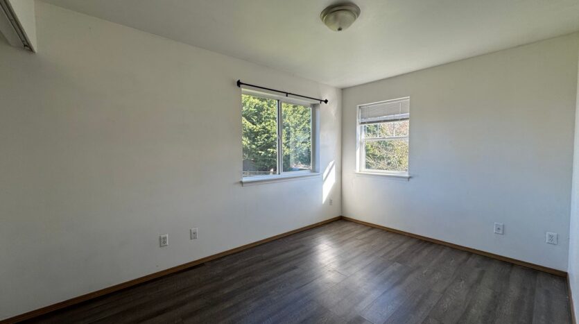 1331 -1335 Varsity Pl - Bellingham - Washington - 4 bed, 3 bath rental property