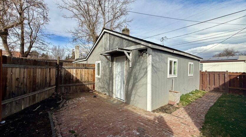 136 1/2 SW 3rd St - Redmond - Oregon - 2 bed, 1 bath rental property