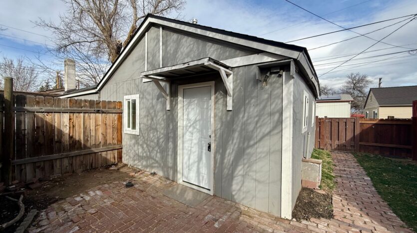 136 1/2 SW 3rd St - Redmond - Oregon - 2 bed, 1 bath rental property