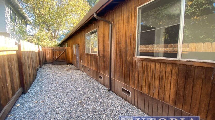 136 Market Street - Santa Cruz - California - 2 bed, 1 bath rental property