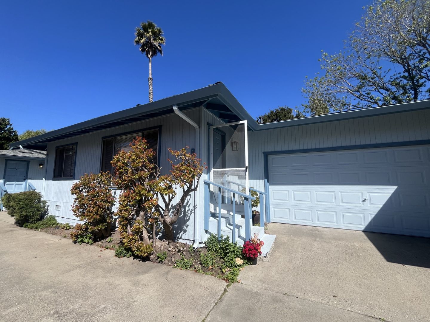 136 Market Street - Santa Cruz - California - 2 bed, 1 bath rental property