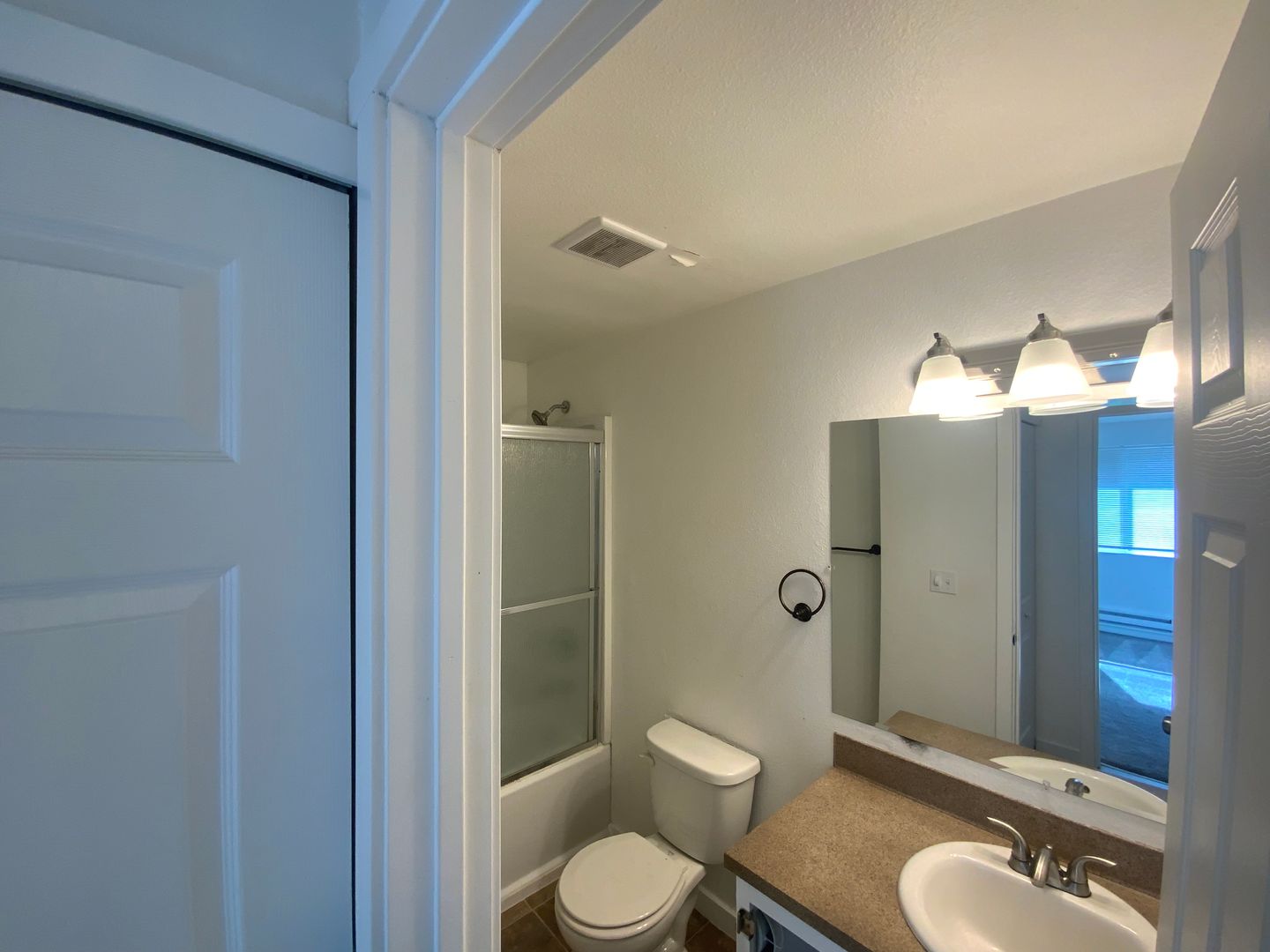 14424 Union Ave SW - Lakewood - Washington - 2 bed, 1 bath rental property