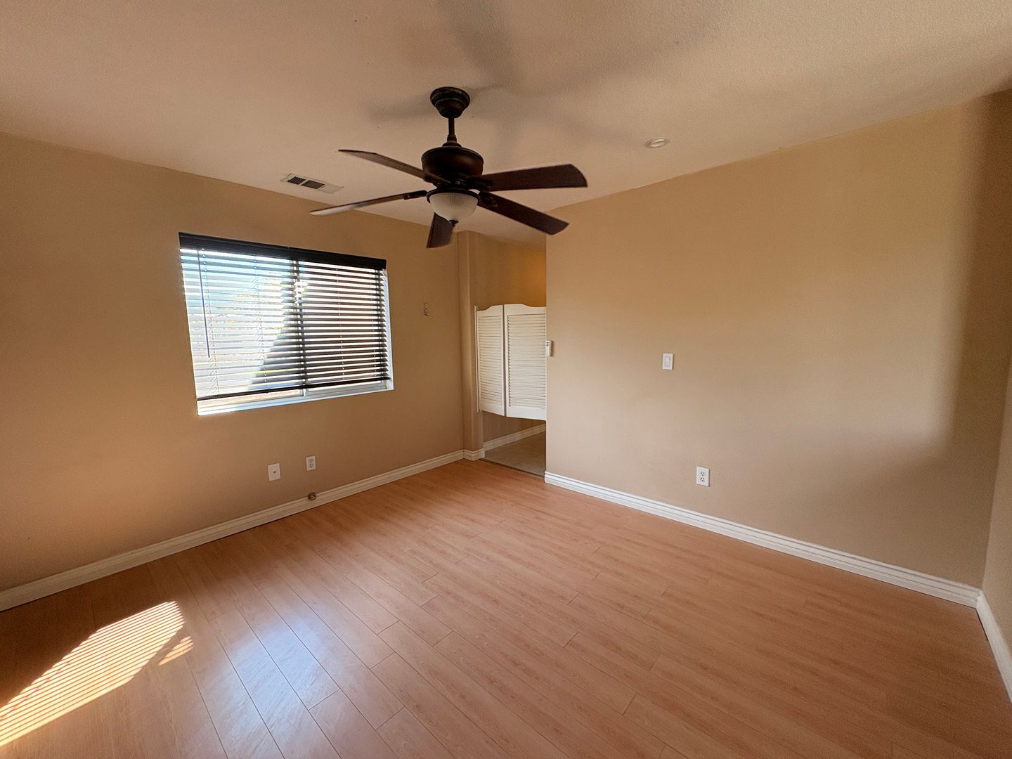 1456 Pinewood Dr - Corona - California - 4 bed, 3 bath rental property