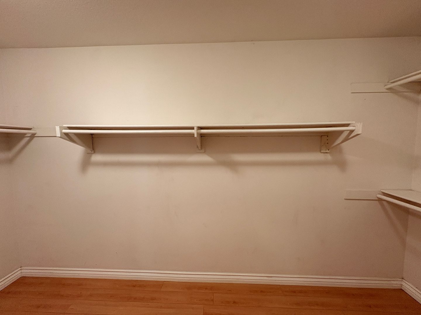 1456 Pinewood Dr - Corona - California - 4 bed, 3 bath rental property