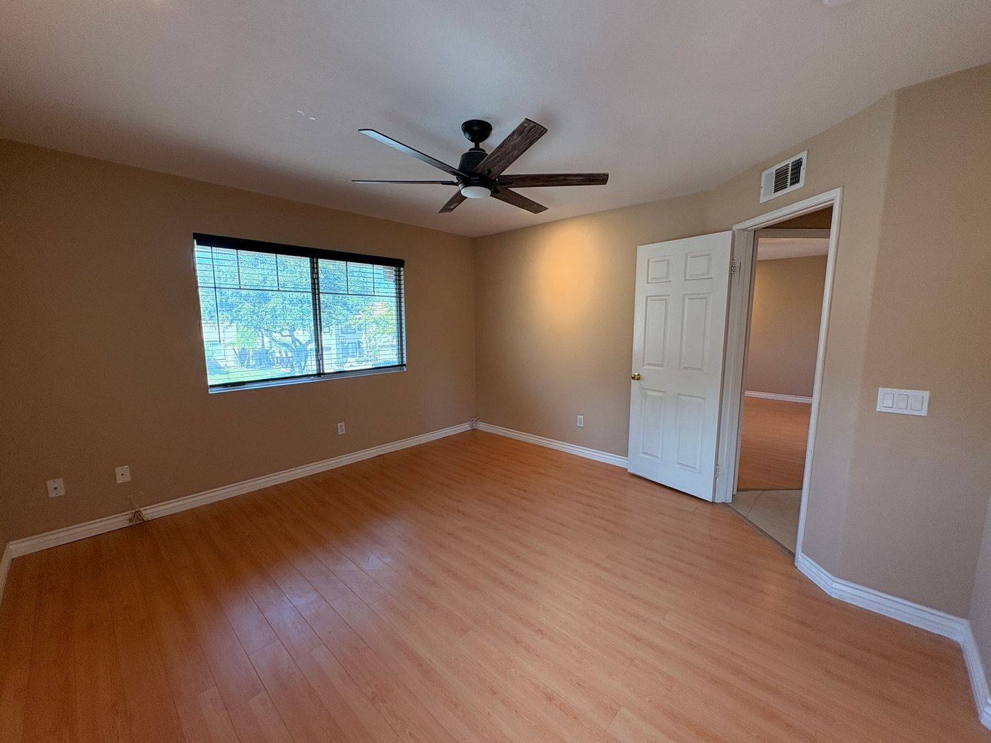 1456 Pinewood Dr - Corona - California - 4 bed, 3 bath rental property